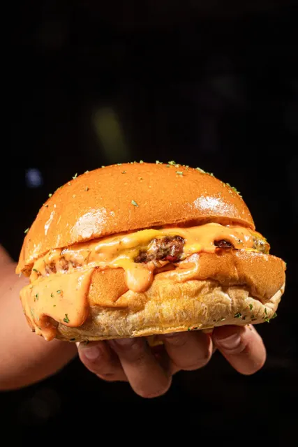 Cheese Burger de Lo Muyayo en Santo Domingo