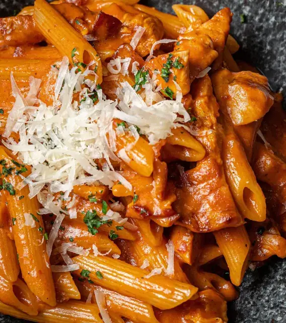 Rosata alla Vodka de Gambino Pasta en Santo Domingo