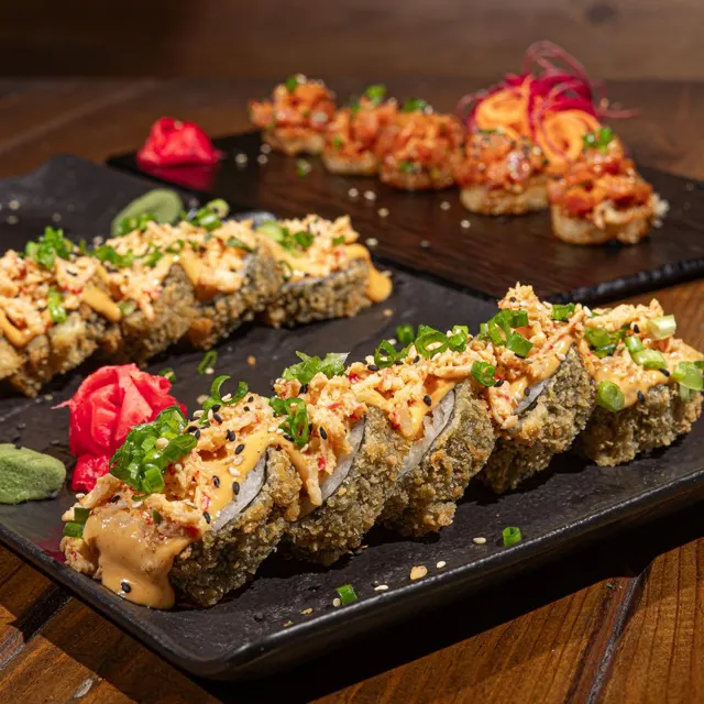 Quemaíto Roll de SushiBites en Santo Domingo
